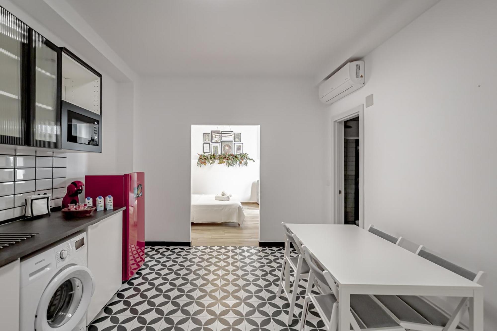 Apartamentos Pino Benidorm Bilik gambar